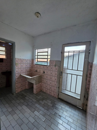 Casa com 3 Quartos para Alugar, 269 m² em Vila Gumercindo - São Paulo
