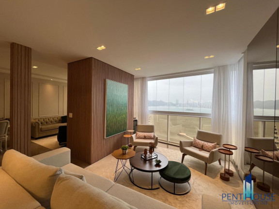 Imagem Apartamento com 3 Quartos à Venda, 190 m² em Pioneiros - Balneário Camboriú