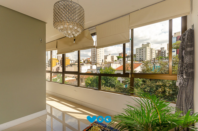 Imagem Imóvel com 2 Quartos à Venda, 80 m² em Petrópolis - Porto Alegre Imagem Imóvel com 2 Quartos à Venda, 80 m² em Petrópolis - Porto Alegre