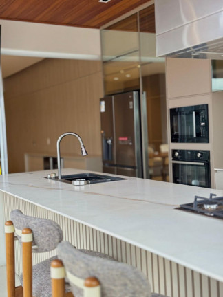 Imagem Casa de Condomínio com 3 Quartos à Venda, 235 m² em Alphaville - Bauru
