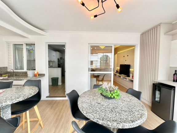 Imagem Apartamento com 3 Quartos à Venda, 105 m² em Centro - Balneário Camboriú Imagem Apartamento com 3 Quartos à Venda, 105 m² em Centro - Balneário Camboriú