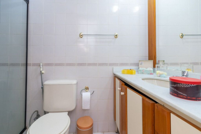 Imagem Imóvel com 4 Quartos à Venda, em Freguesia (jacarepaguá) - Rio De Janeiro Imagem Imóvel com 4 Quartos à Venda, em Freguesia (jacarepaguá) - Rio De Janeiro