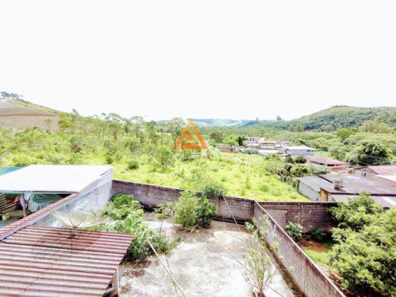 Imagem Casa com 4 Quartos à Venda, 300 m²