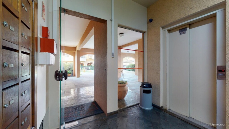 Imagem Imóvel com 2 Quartos à Venda, 67 m² em Teresópolis - Porto Alegre Imagem Imóvel com 2 Quartos à Venda, 67 m² em Teresópolis - Porto Alegre