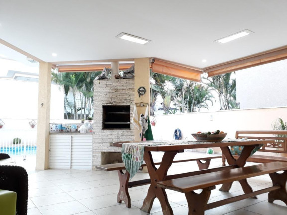 Imagem Sobrado com 3 Quartos à Venda, 330 m² em Jardim Residencial Suzano - Suzano Imagem Sobrado com 3 Quartos à Venda, 330 m² em Jardim Residencial Suzano - Suzano