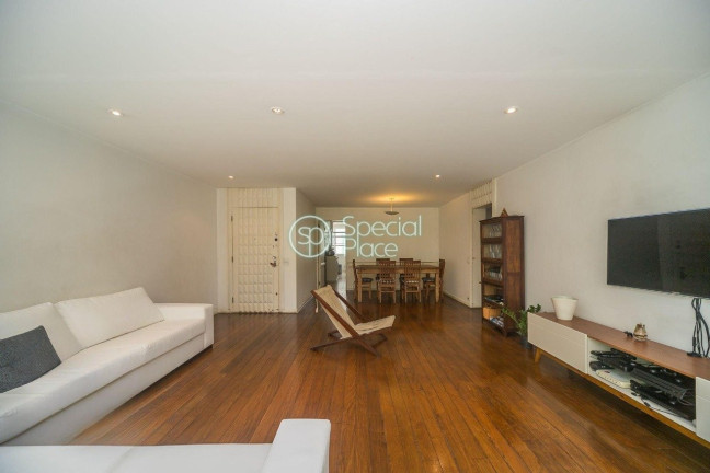 Imagem Apartamento com 3 Quartos à Venda, 250 m² em Itaim Bibi - São Paulo