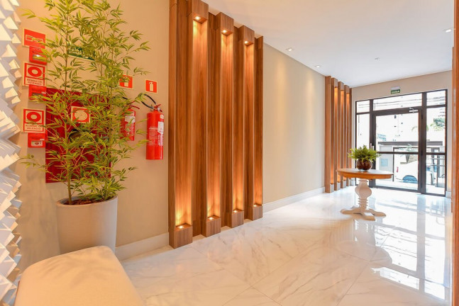 Imagem Apartamento com 1 Quarto à Venda, 48 m² em água Verde - Curitiba