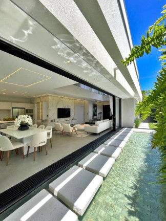Imagem Casa com 5 Quartos à Venda,  em Bertioga - Bertioga