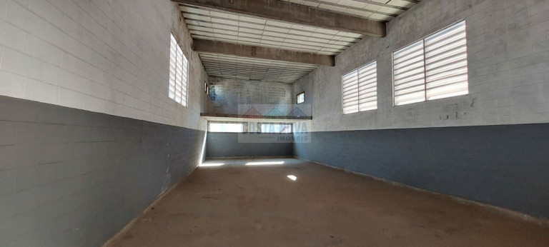 Imagem Imóvel Comercial à Venda, 400 m² Imagem Imóvel Comercial à Venda, 400 m²