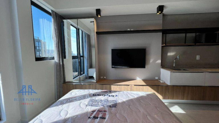 Imagem Studio com 1 Quarto para Alugar, 31 m² em Trindade - Florianópolis Imagem Studio com 1 Quarto para Alugar, 31 m² em Trindade - Florianópolis