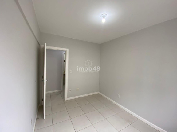 Imagem Apartamento com 2 Quartos à Venda, 63 m² em Barreiros - São José