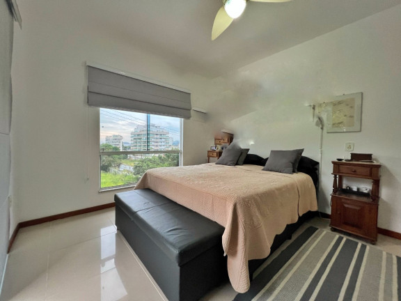 Imagem Casa de Condomínio com 5 Quartos à Venda, em Charitas - Niterói Imagem Casa de Condomínio com 5 Quartos à Venda, em Charitas - Niterói
