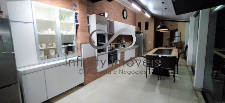 Imagem Casa com 5 Quartos à Venda, em Lundcea - Lagoa Santa Imagem Casa com 5 Quartos à Venda, em Lundcea - Lagoa Santa