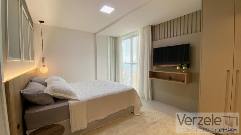 Imagem Apartamento com 4 Quartos à Venda, 240 m² em Centro - Balneário Camboriú Imagem Apartamento com 4 Quartos à Venda, 240 m² em Centro - Balneário Camboriú