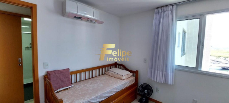 Imagem Imóvel com 2 Quartos à Venda, 75 m² em Centro - Guarapari Imagem Imóvel com 2 Quartos à Venda, 75 m² em Centro - Guarapari