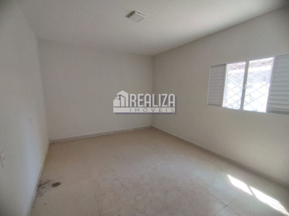 Imagem Casa com 4 Quartos à Venda, 330 m² em Estados Unidos - Uberaba Imagem Casa com 4 Quartos à Venda, 330 m² em Estados Unidos - Uberaba