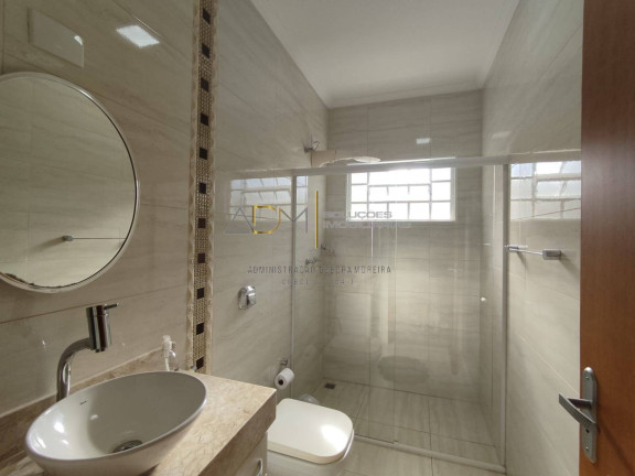 Imagem Casa com 3 Quartos à Venda, 170 m² em Jardim Cambuí - Botucatu