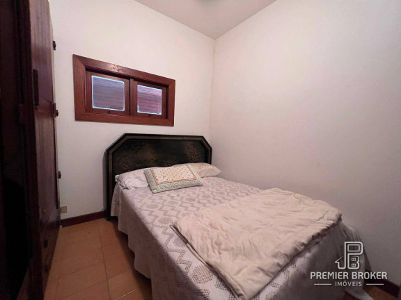 Imagem Casa com 7 Quartos à Venda, 743 m² em Quebra Frascos - Teresópolis