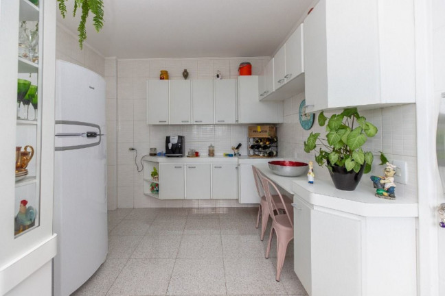 Imagem Imóvel com 3 Quartos à Venda, 135 m² em Moema - São Paulo