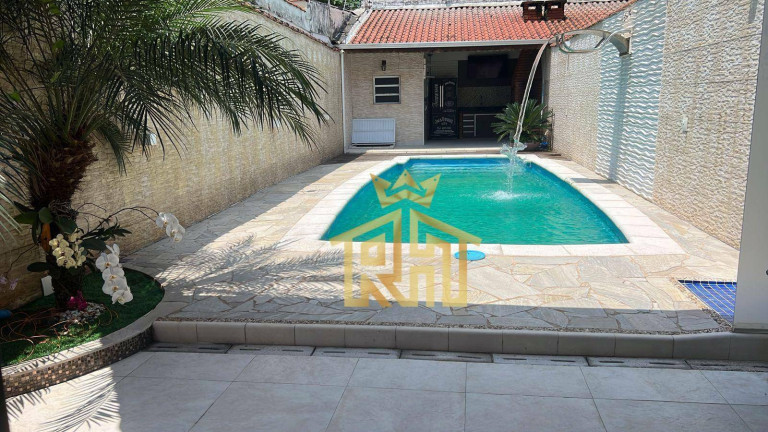 Sobrado com 4 Quartos à Venda, 200 m² em Vila Guilhermina - Praia Grande
