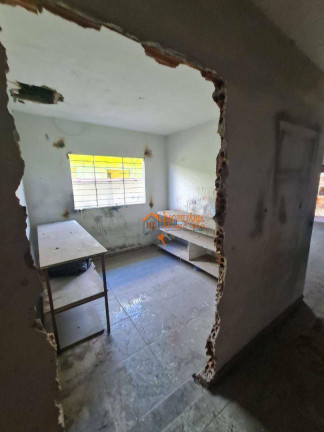 Imagem Casa com 3 Quartos à Venda, 200 m² em Cidade Jardim Cumbica - Guarulhos