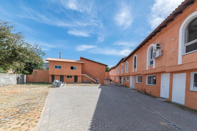 Imagem Imóvel com 2 Quartos à Venda, em Santa Tereza - Porto Alegre Imagem Imóvel com 2 Quartos à Venda, em Santa Tereza - Porto Alegre
