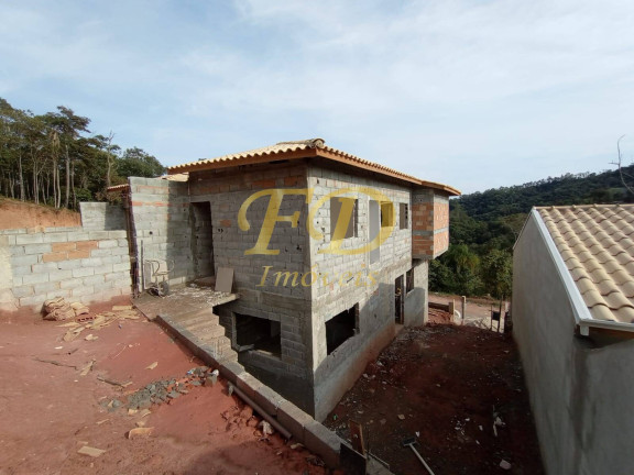 Imagem Casa com 3 Quartos à Venda, 250 m² em Mirante Da Mantiqueira - Mairiporã Imagem Casa com 3 Quartos à Venda, 250 m² em Mirante Da Mantiqueira - Mairiporã