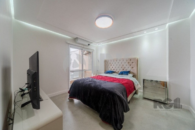 Imagem Imóvel com 3 Quartos à Venda, 175 m² em Hípica - Porto Alegre Imagem Imóvel com 3 Quartos à Venda, 175 m² em Hípica - Porto Alegre
