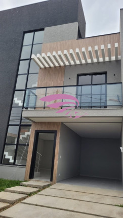 Casa com 3 Quartos à Venda, 225 m² em Cajuru - Curitiba