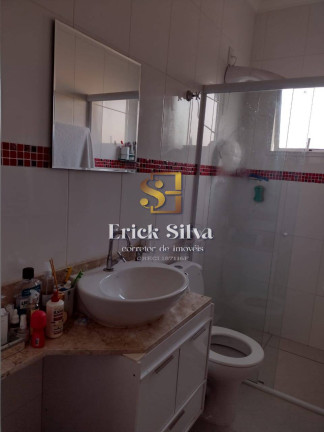 Imagem Casa com 2 Quartos à Venda, 70 m² em Santa Maria - Osasco Imagem Casa com 2 Quartos à Venda, 70 m² em Santa Maria - Osasco