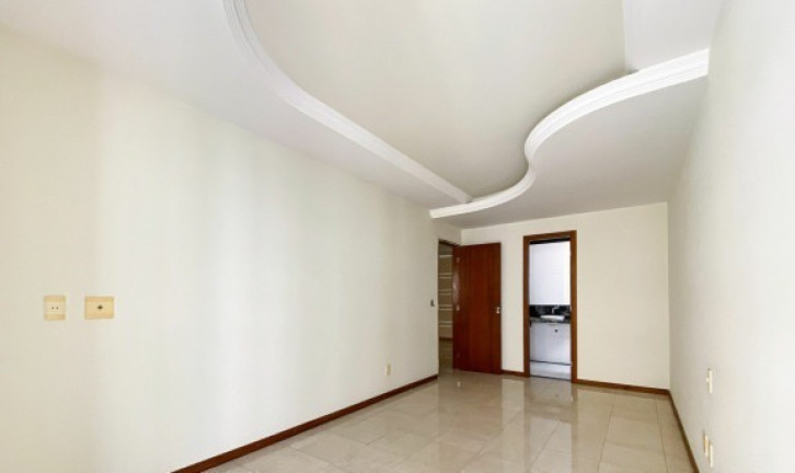 Imagem Imóvel com 4 Quartos à Venda, 142 m² em Itapuã - Vila Velha