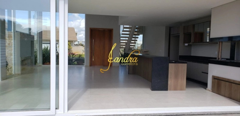 Imagem Casa de Condomínio com 5 Quartos à Venda, 275 m² em Centro - Torres