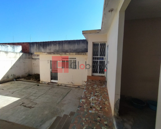Imagem Casa com 5 Quartos à Venda, 360 m² em Cândida Câmara - Montes Claros Imagem Casa com 5 Quartos à Venda, 360 m² em Cândida Câmara - Montes Claros