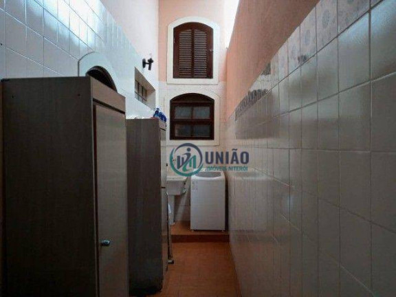 Imagem Casa com 3 Quartos à Venda, 420 m² em Piratininga - Niterói