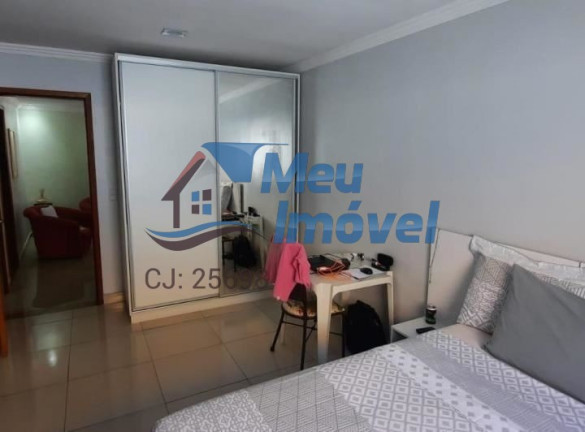 Imagem Casa com 3 Quartos à Venda, 180 m² em Guará Ii - Brasília Imagem Casa com 3 Quartos à Venda, 180 m² em Guará Ii - Brasília