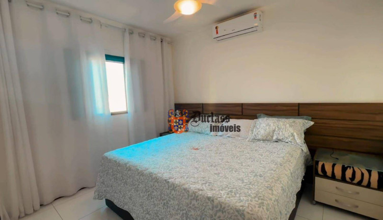 Imagem Sobrado com 4 Quartos à Venda, 246 m² em Jardim Aruan - Caraguatatuba Imagem Sobrado com 4 Quartos à Venda, 246 m² em Jardim Aruan - Caraguatatuba