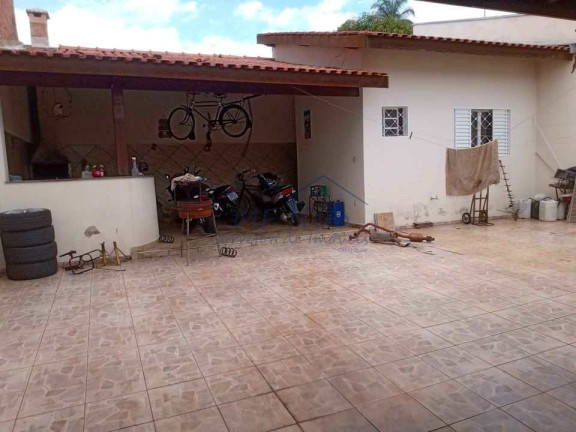 Imagem Casa com 2 Quartos à Venda, 260 m² em Vila Pinheiro - Pirassununga