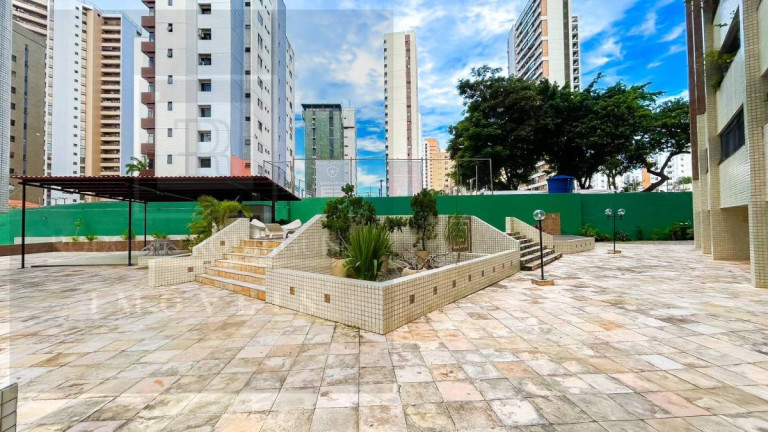 Imagem Apartamento com 3 Quartos à Venda, 170 m² Imagem Apartamento com 3 Quartos à Venda, 170 m²