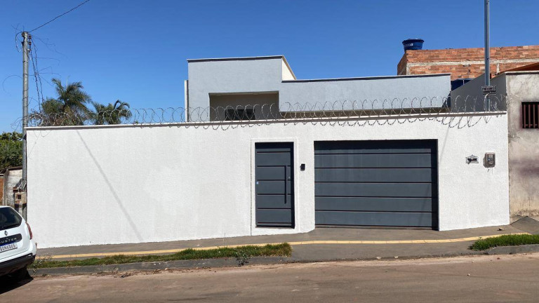 Imagem Casa com 3 Quartos à Venda, 360 m² em Retiro Do Bosque - Aparecida De Goiânia