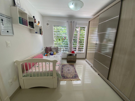 Imagem Sobrado com 3 Quartos à Venda, 252 m² em Centro - Balneário Camboriú Imagem Sobrado com 3 Quartos à Venda, 252 m² em Centro - Balneário Camboriú