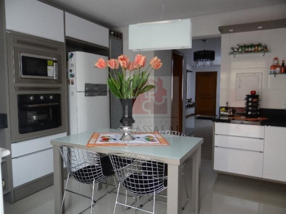 Imagem Casa com 3 Quartos à Venda, 201 m² em Hípica - Porto Alegre Imagem Casa com 3 Quartos à Venda, 201 m² em Hípica - Porto Alegre