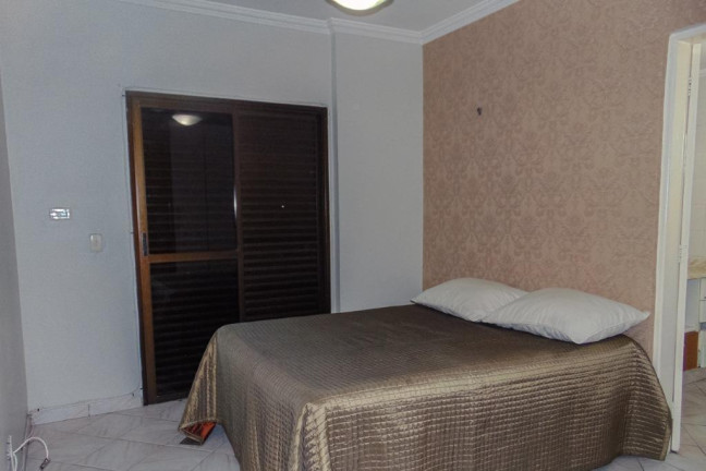 Imagem Apartamento com 3 Quartos à Venda, 140 m² em Pitangueiras - Guarujá