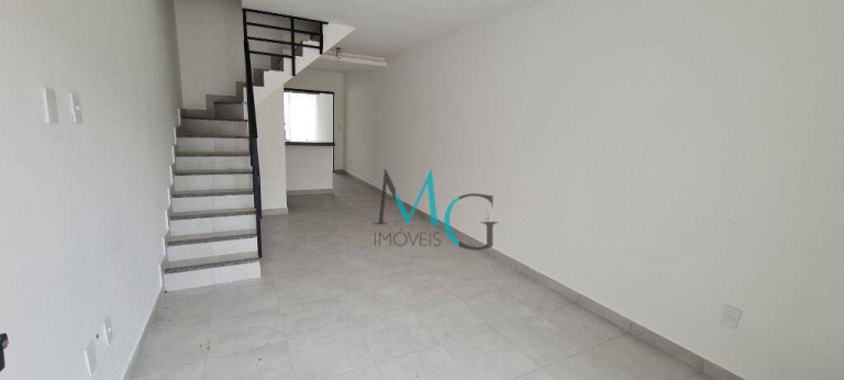 Imagem Casa com 2 Quartos à Venda, 85 m² em Campo Grande - Rio De Janeiro Imagem Casa com 2 Quartos à Venda, 85 m² em Campo Grande - Rio De Janeiro
