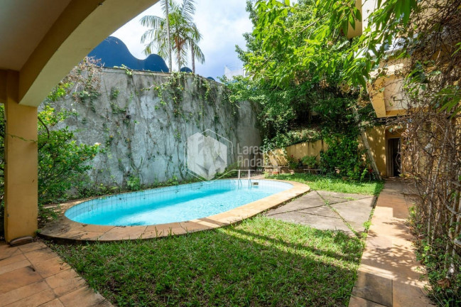 Imagem Casa com 4 Quartos à Venda, 417 m² em Jardim Guedala - São Paulo