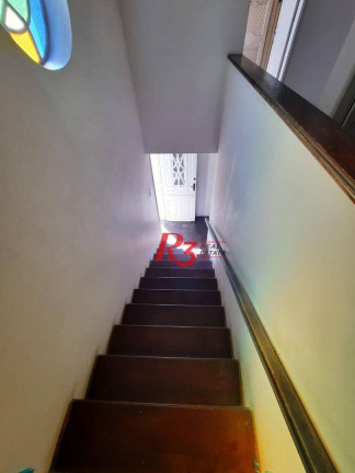 Casa com 5 Quartos à Venda, 300 m² em Gonzaga - Santos