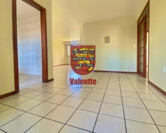 Imagem Casa com 3 Quartos à Venda, 320 m² em Capoeiras - Florianópolis Imagem Casa com 3 Quartos à Venda, 320 m² em Capoeiras - Florianópolis