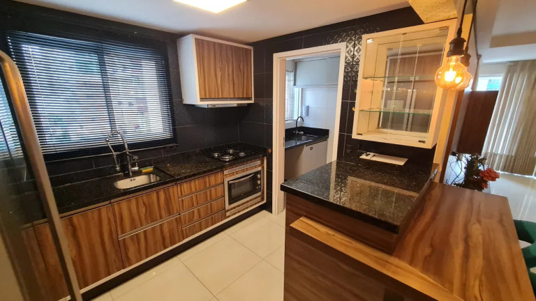 Imagem Apartamento com 3 Quartos à Venda, 123 m² em Centro - Balneário Camboriú Imagem Apartamento com 3 Quartos à Venda, 123 m² em Centro - Balneário Camboriú