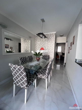 Imagem Casa com 3 Quartos à Venda, 157 m² em Medeiros - Jundiaí Imagem Casa com 3 Quartos à Venda, 157 m² em Medeiros - Jundiaí