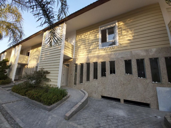 Sobrado com 3 Quartos à Venda, 142 m² em Mirim - Praia Grande