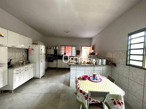 Imagem Casa com 4 Quartos à Venda, 287 m² em Parque Das Flores - Goiânia